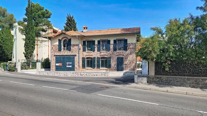 Image No.3-4 Bed House for sale