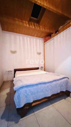 Image No.6-2 Bed House for sale