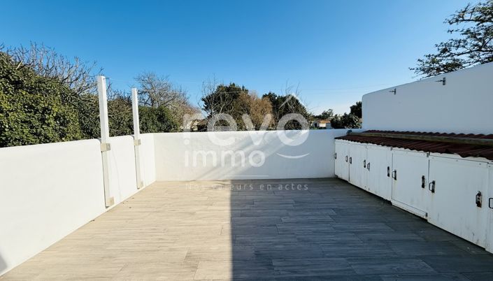 Image No.9-2 Bed House for sale