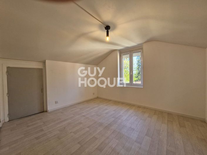 Image No.5-2 Bed House for sale