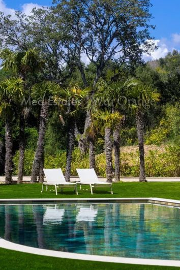 Image No.18-5 Bed House for sale