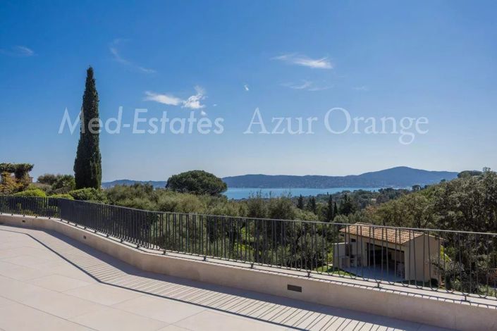 Image No.21-5 Bed House for sale