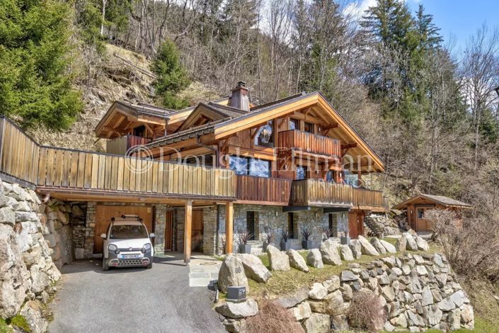 Image No.2-5 Bed House for sale