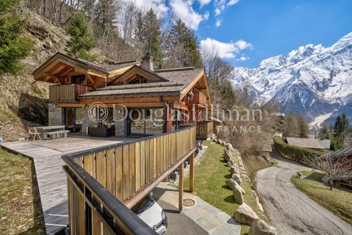 Image No.3-5 Bed House for sale