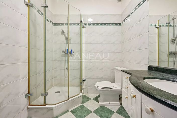 Image No.12-Appartement de 2 chambres à vendre à Paris