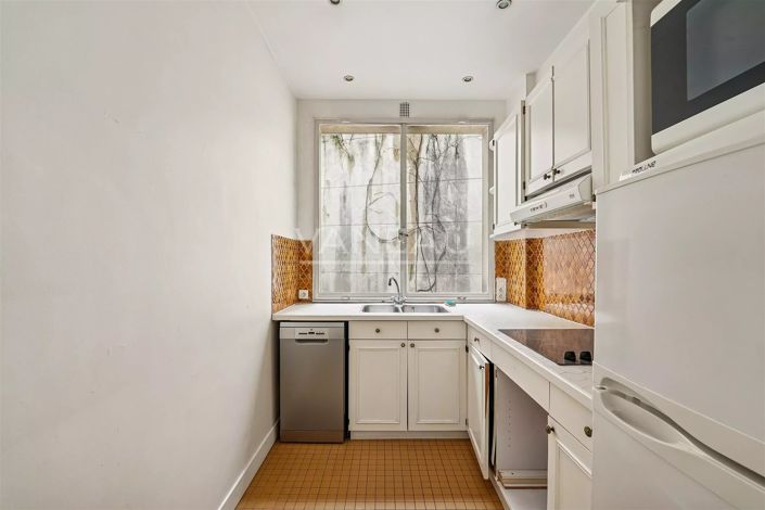 Image No.8-Appartement de 2 chambres à vendre à Paris