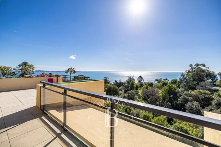 Image No.24-4 Bed Apartment for sale