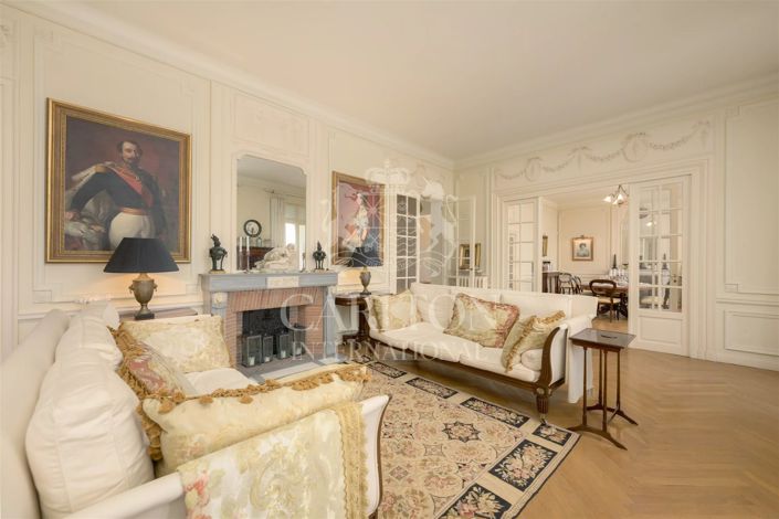 Image No.10-7 Bed House for sale