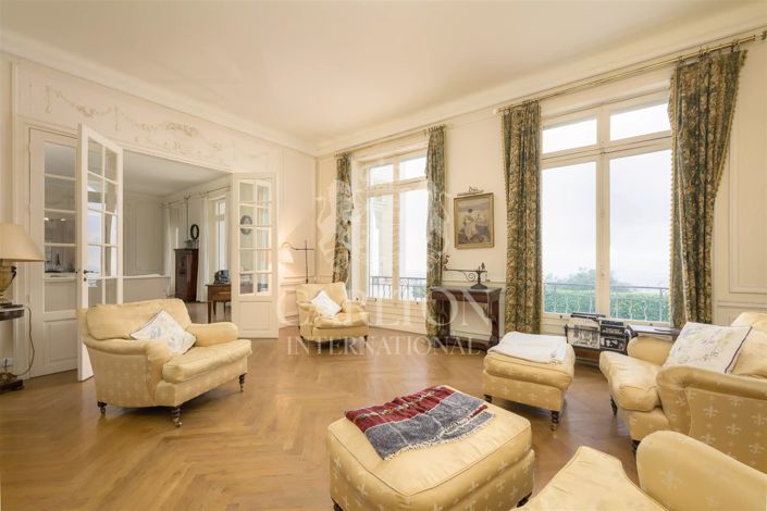 Image No.16-7 Bed House for sale