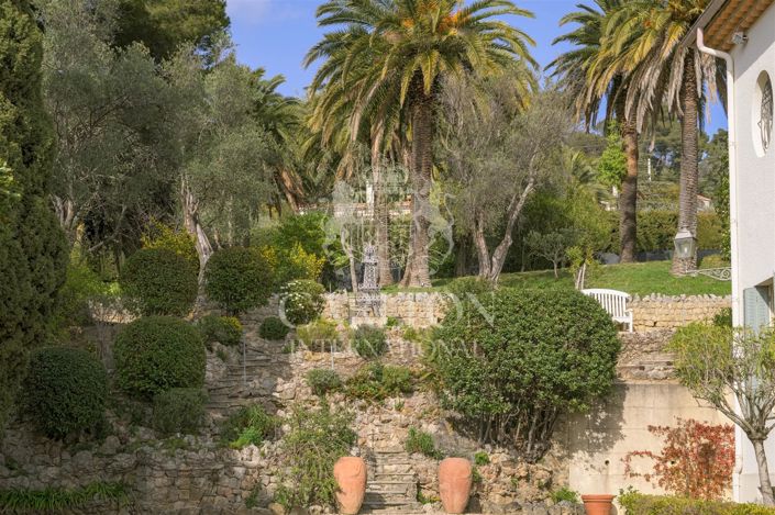 Image No.36-7 Bed House for sale