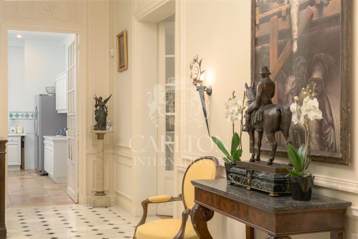 Image No.9-7 Bed House for sale