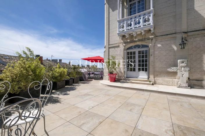 Image No.8-5 Bed House for sale