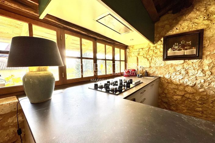 Image No.12-5 Bed House for sale