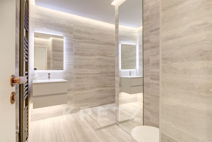 Image No.12-3 Bed House for sale