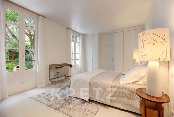 Image No.9-3 Bed House for sale