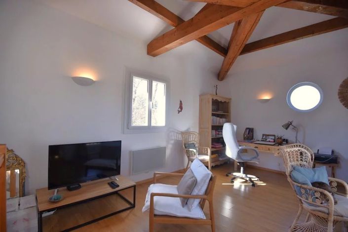 Image No.12-4 Bed House for sale