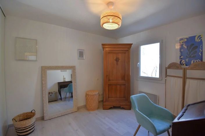 Image No.13-4 Bed House for sale