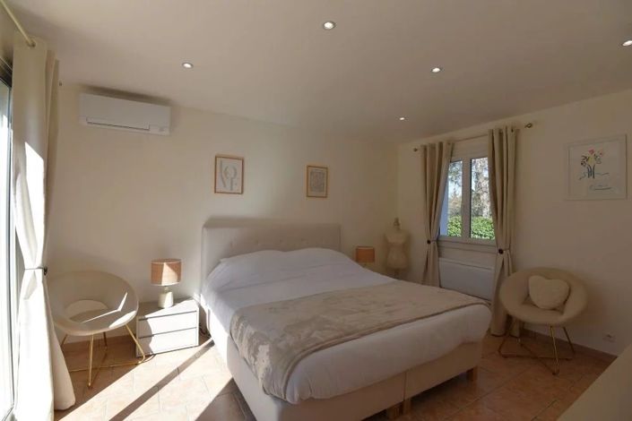 Image No.9-4 Bed House for sale