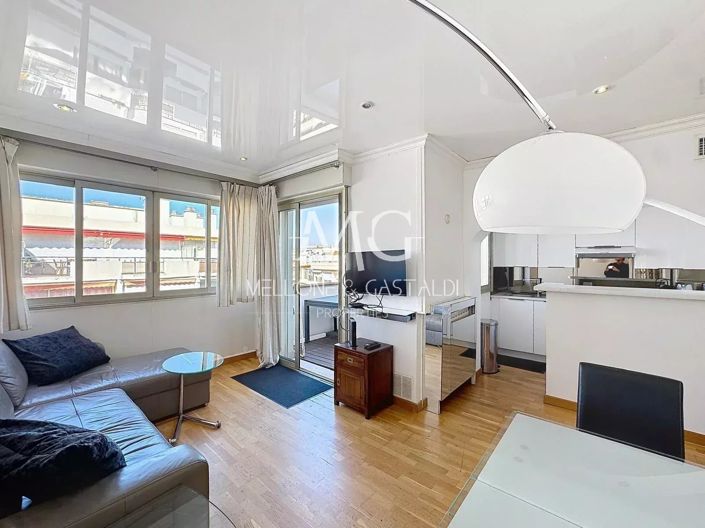 Image No.2-Appartement de 1 chambre à vendre à Cannes