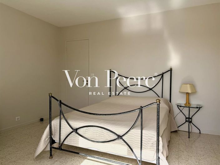 Image No.13-5 Bed House for sale