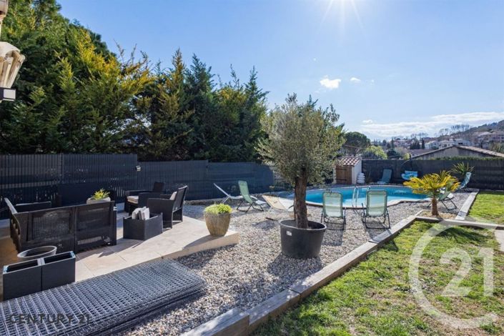 Image No.5-4 Bed House for sale