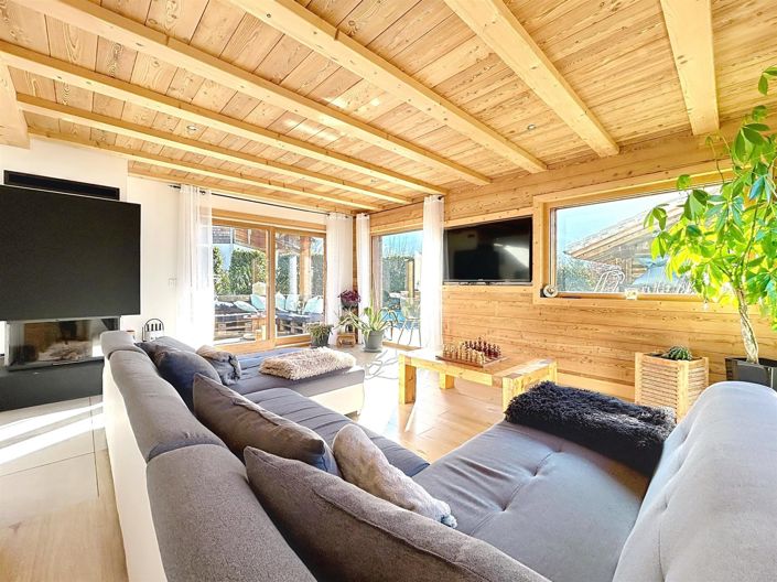 Image No.6-4 Bed House for sale