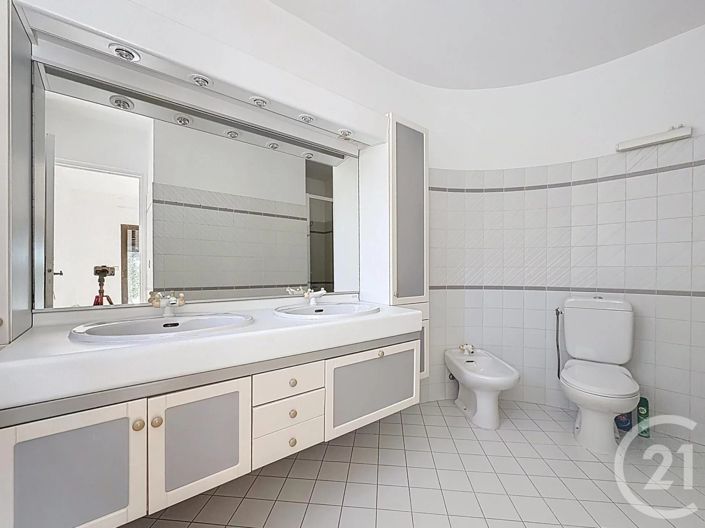 Image No.13-4 Bed House for sale