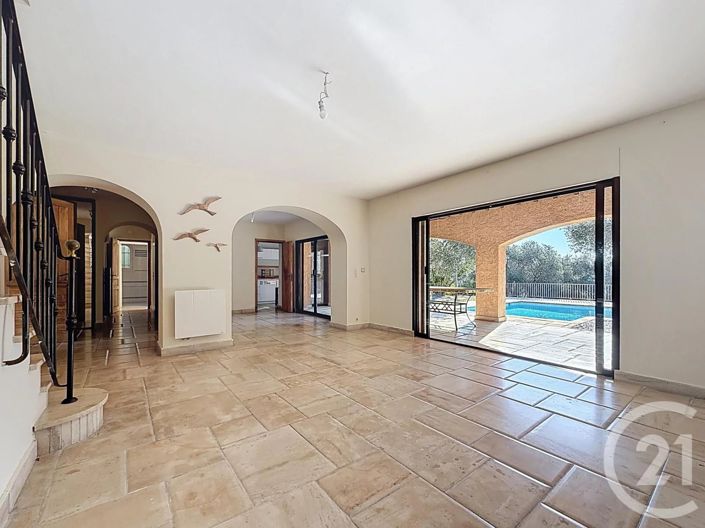 Image No.7-4 Bed House for sale