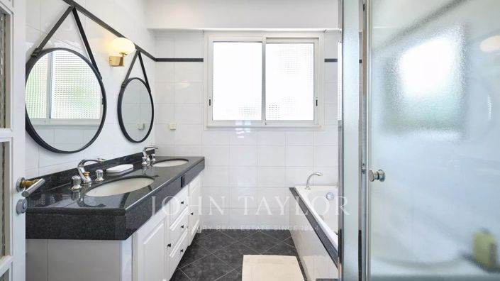 Image No.16-Maison de 4 chambres à vendre à Golfe Juan