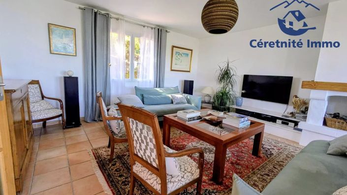 Image No.3-3 Bed House for sale