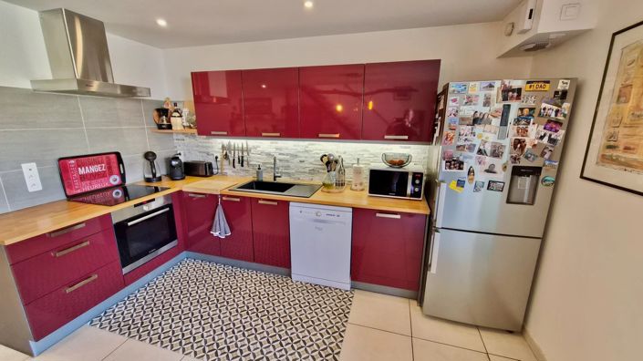 Image No.3-2 Bed House for sale