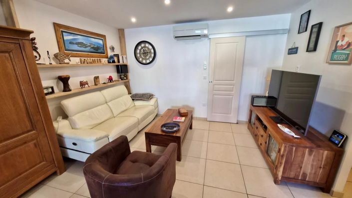 Image No.4-2 Bed House for sale