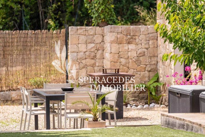 Image No.17-3 Bed House for sale