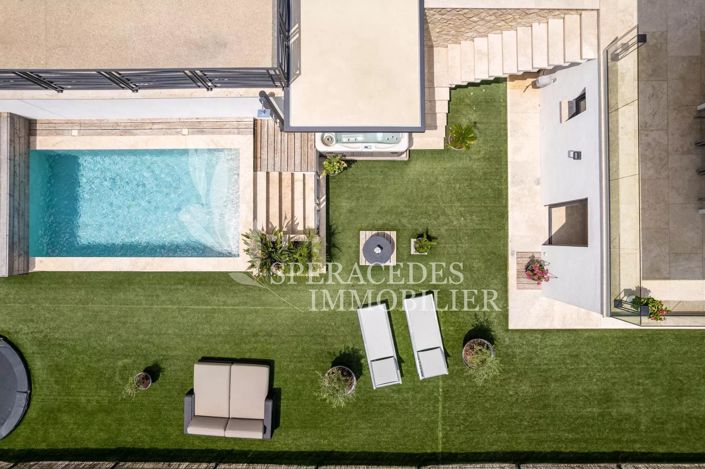Image No.3-3 Bed House for sale