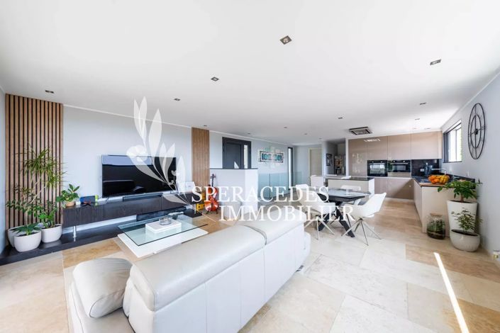 Image No.5-3 Bed House for sale