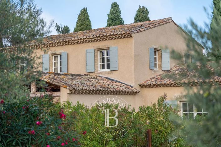 Image No.6-6 Bed House for sale