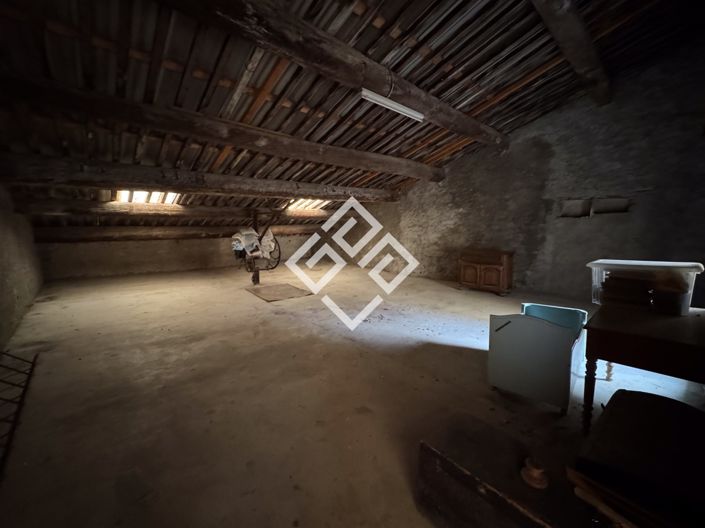 Image No.12-5 Bed House for sale