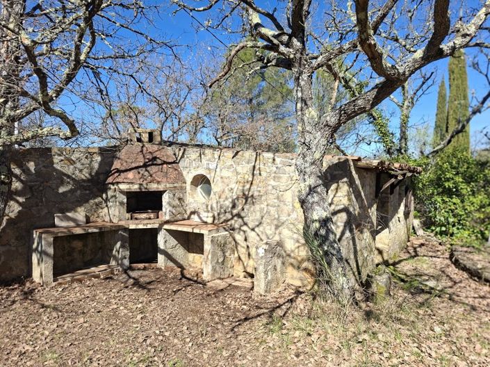 Image No.10-3 Bed House for sale