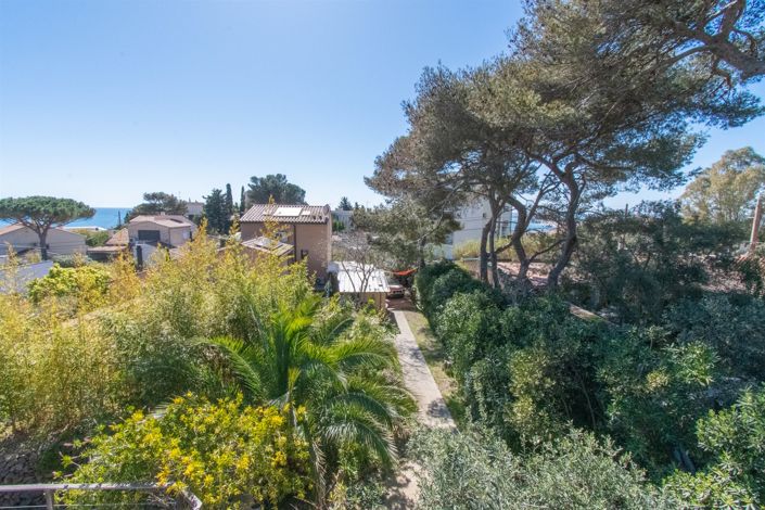 Image No.15-3 Bed House for sale