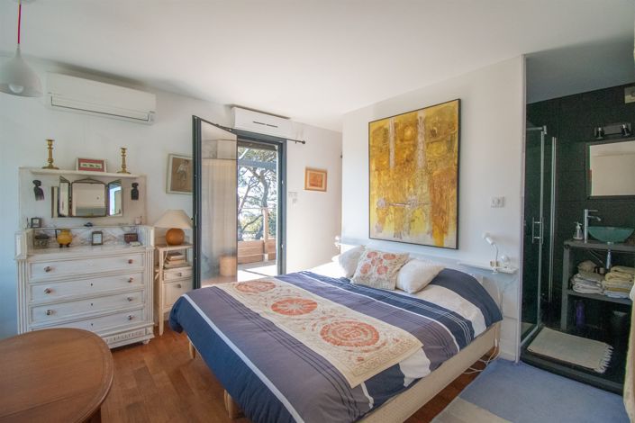 Image No.16-3 Bed House for sale