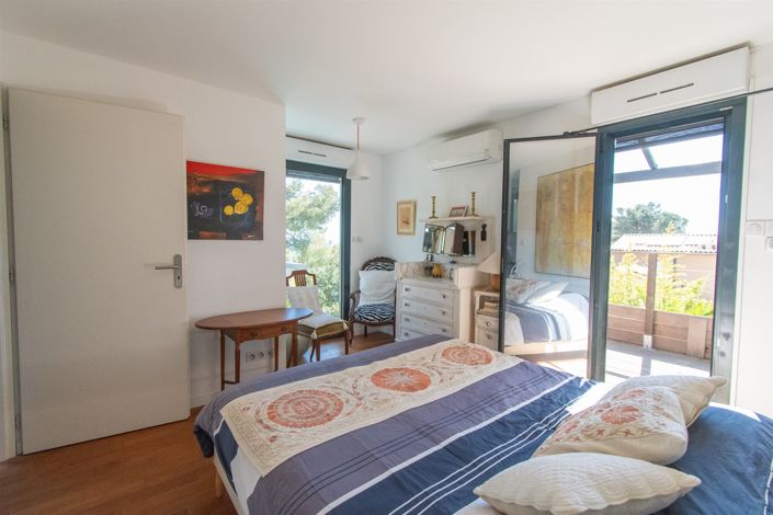 Image No.18-3 Bed House for sale