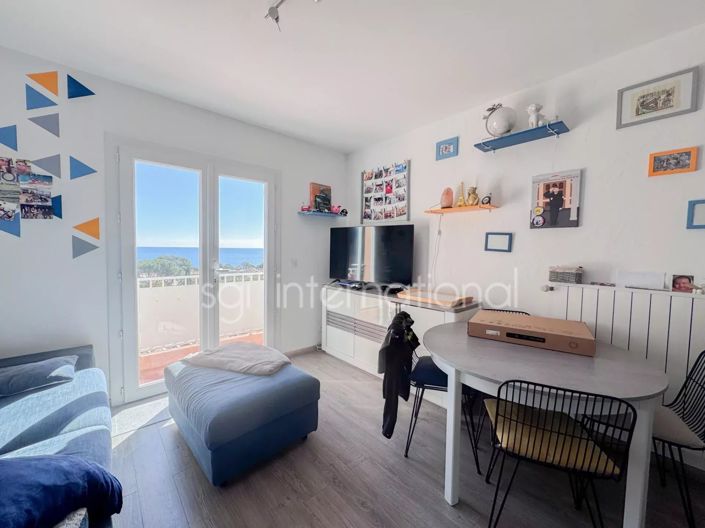 Image No.10-4 Bed House for sale