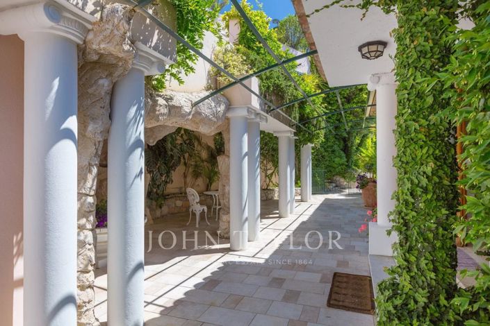 Image No.11-5 Bed House for sale