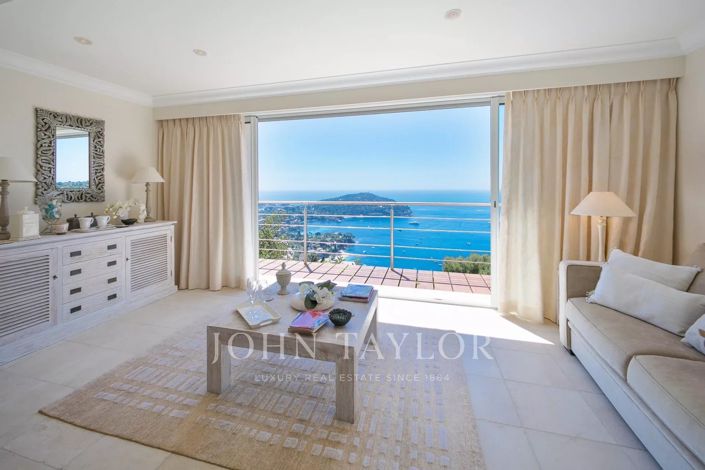 Image No.6-5 Bed House for sale