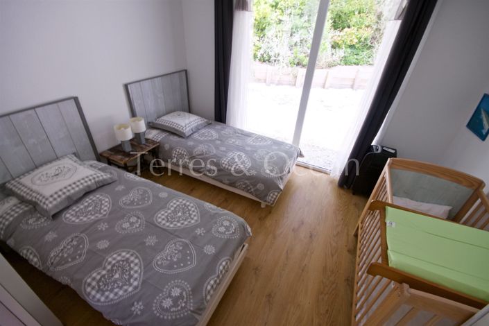 Image No.14-6 Bed House for sale