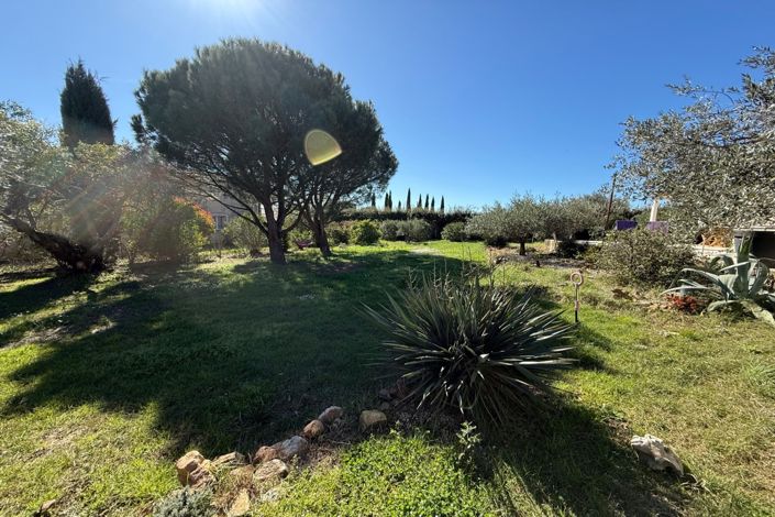 Image No.17-4 Bed House for sale