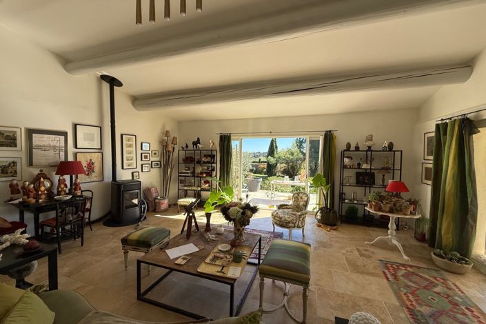 Image No.6-4 Bed House for sale