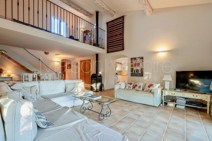 Image No.3-4 Bed House for sale