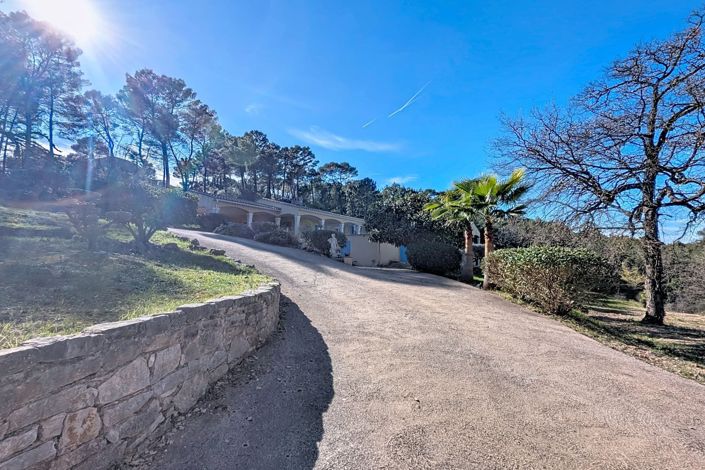 Image No.11-3 Bed House for sale