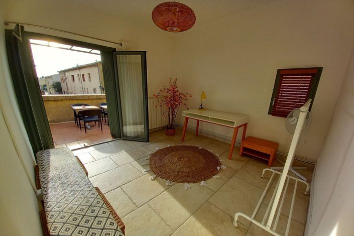 Image No.2-2 Bed House for sale